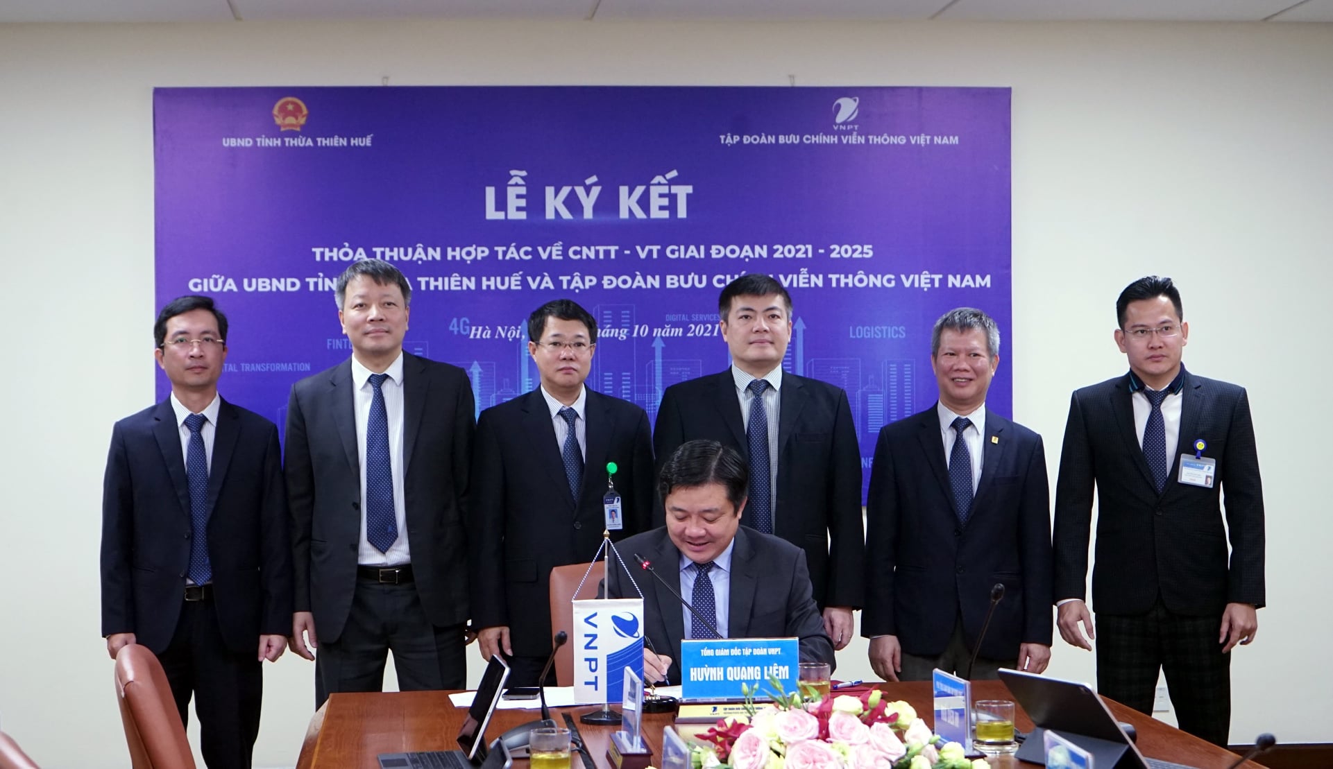 Tập đoàn VNPT hỗ trợ TT- Huế chuyển đổi số và phát triển đô thị thông minh  - Ảnh 2.