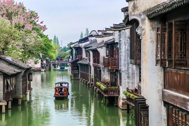 Wuzhen, thị trấn nghìn năm tuổi ở Trung Quốc - Ảnh 1.