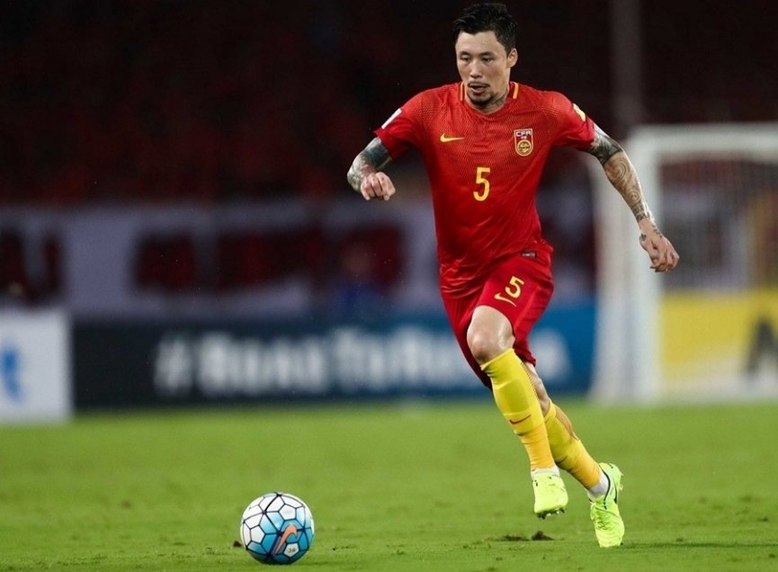 Trung vệ 1m85 của ĐT Trung Quốc được Real Madrid chiêu mộ là ai ? - Ảnh 2.