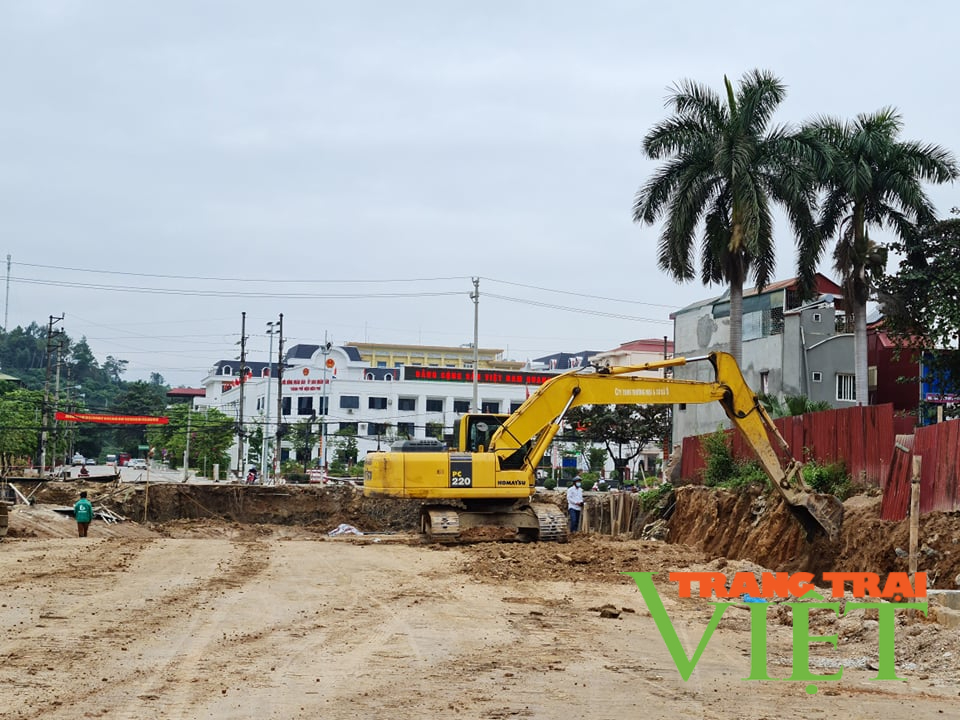Điện Biên: Dự án trăm tỷ, nỗ lực về đích đúng tiến độ - Ảnh 1. Điện Biên: Dự án trăm tỷ, nỗ lực về đích đúng tiến độ - Ảnh 1.