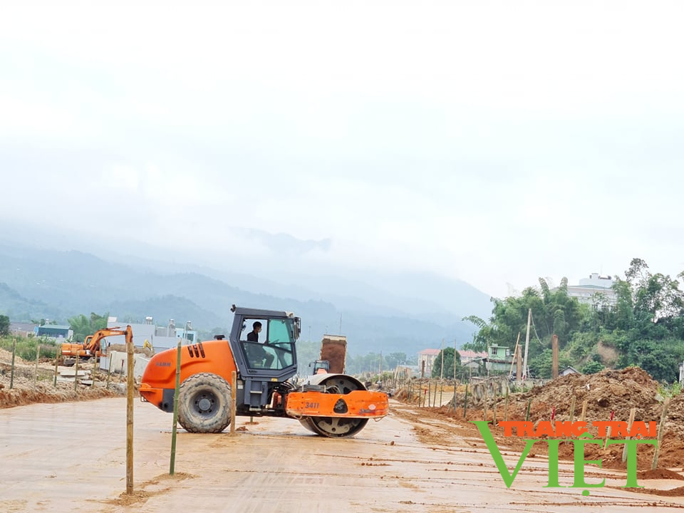 Điện Biên: Dự án trăm tỷ, nỗ lực về đích đúng tiến độ - Ảnh 3. Điện Biên: Dự án trăm tỷ, nỗ lực về đích đúng tiến độ - Ảnh 3.