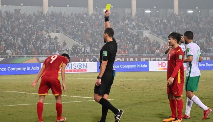 Văn Toàn “lươn lẹo”, HLV Park Hang-seo cần làm ngay điều gì? - Ảnh 1.