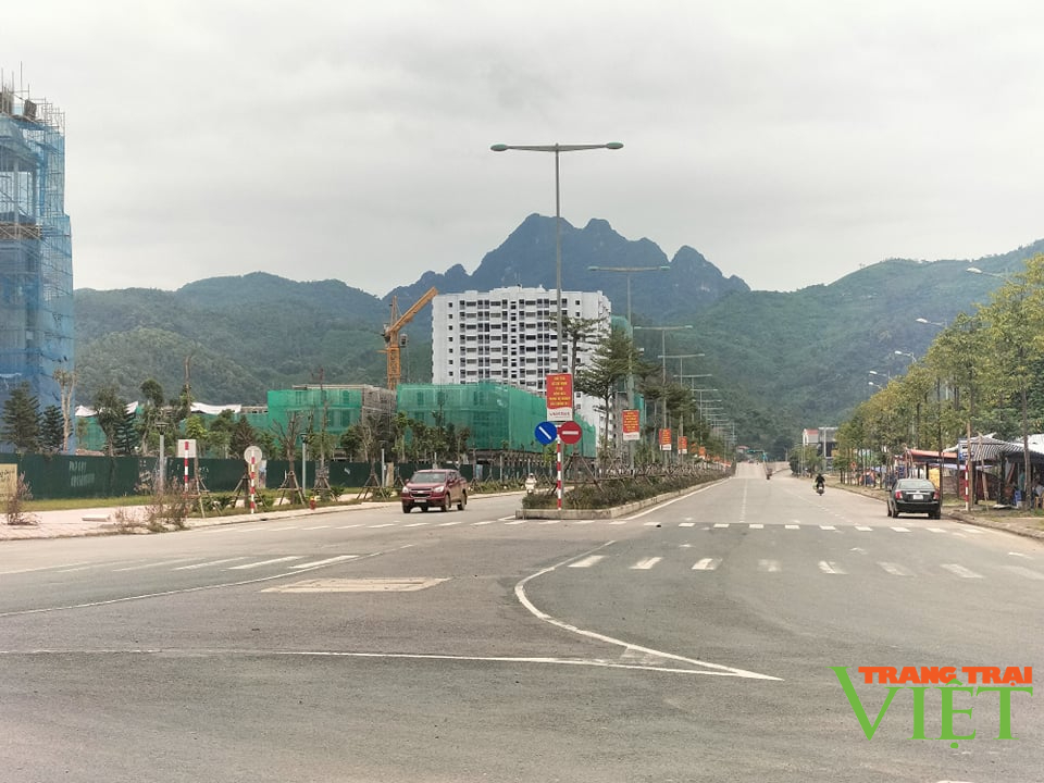 Hoà Bình: Thành lập bệnh viện dã chiến 150 giường, phòng chống dịch Covid-19 - Ảnh 1. Hoà Bình: Thành lập bệnh viện dã chiến 150 giường, phòng chống dịch Covid-19 - Ảnh 1.