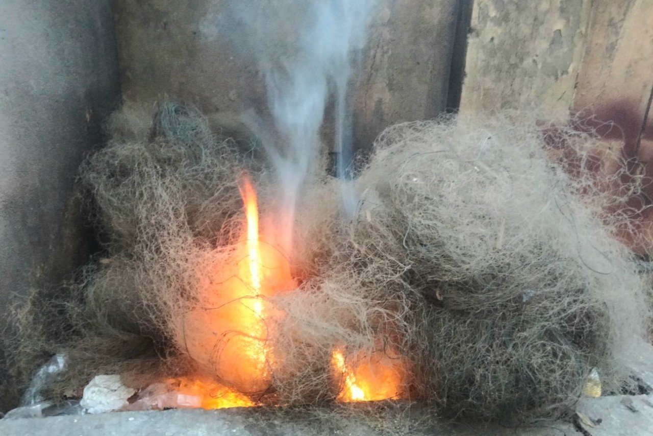 Tiêu hủy 4.390 mét lưới dùng bẫy chim trời tại Thanh Hóa - Ảnh 5.