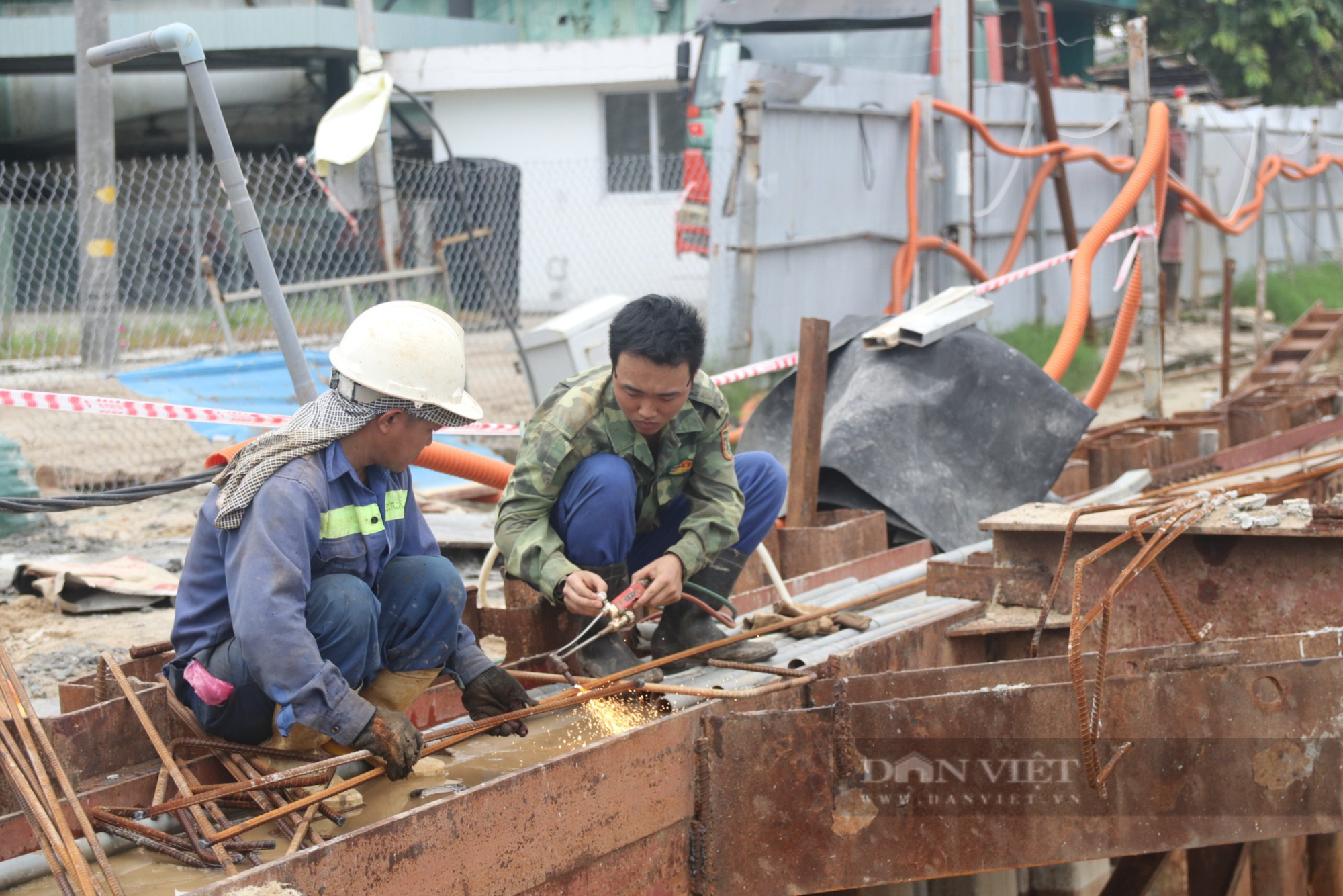 Thi công 3 ca, gấp rút đẩy nhanh tiến độ dự án trăm tỷ tại Đà Nẵng  - Ảnh 5.