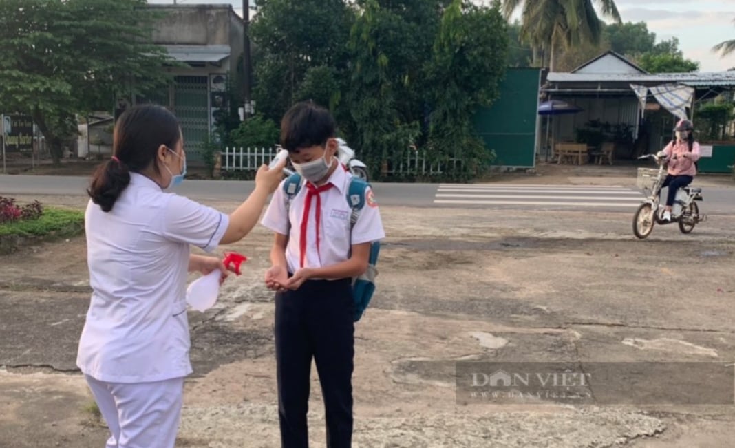 Đồng Nai: Phát hiện học sinh bị F0, nhiều trường phải dừng học trực tiếp sau 1 tuần thí điểm - Ảnh 2.