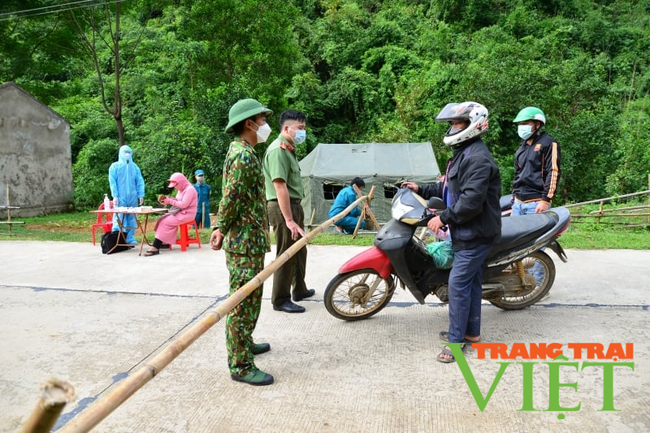 Nông thôn Tây Bắc: Gian nan dập dịch ở vùng biên – Biến Bản thành khu cách ly tập trung   - Ảnh 1.