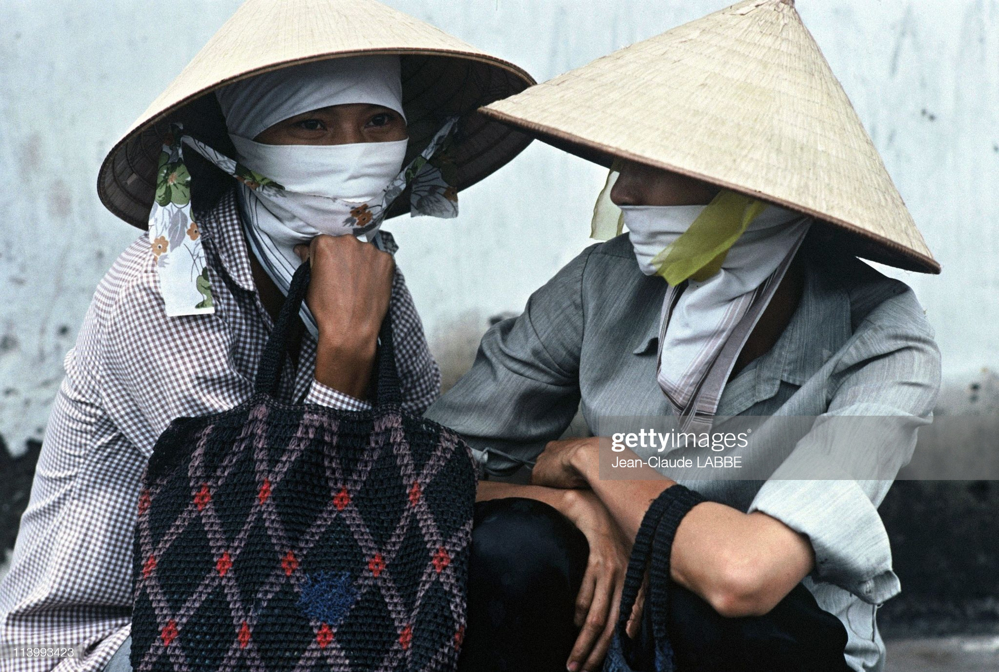 Ảnh để đời về phụ nữ Việt Nam năm 1994 - Ảnh 3.