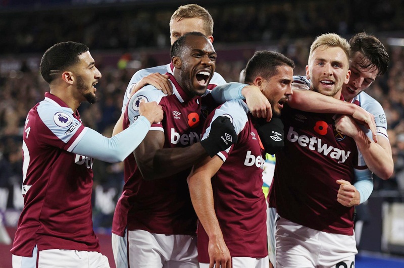 Tin tối (8/11): Chơi trội, CLB Nam Định chiêu mộ tiền đạo ghi bàn ở Europa League - Ảnh 3.