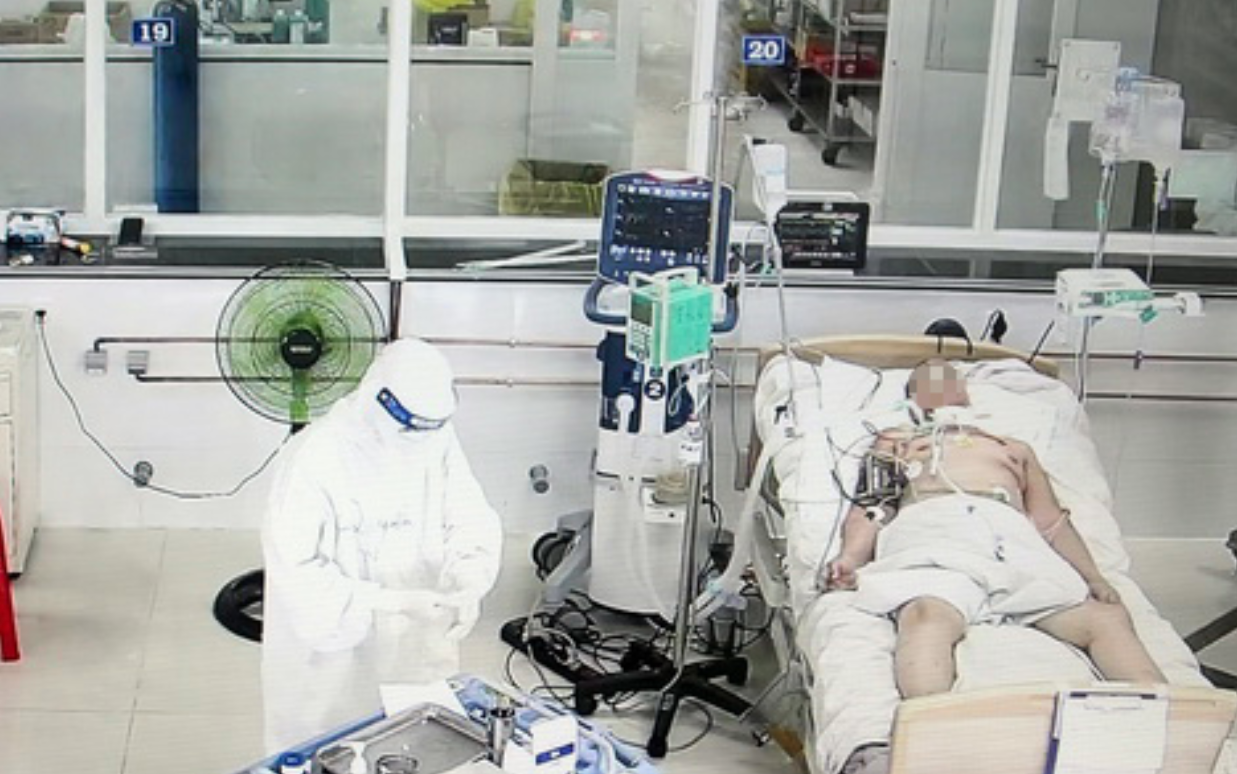 Đồng Nai: Nguy cơ quá tải trong khu điều trị bệnh nhân Covid-19 nặng - Ảnh 1.