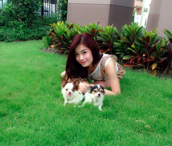 Nhan sắc xinh đẹp của vợ hậu vệ số 1 tuyển Thái Lan - Ảnh 7.
