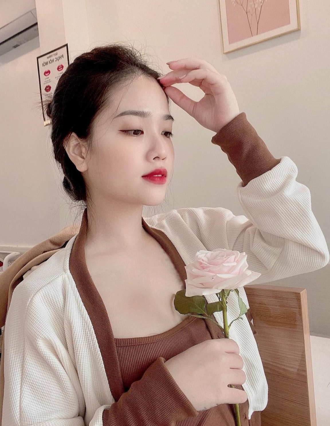 Bạn gái cũ Quang Hải công khai tình mới là diễn viên nổi tiếng - Ảnh 9.
