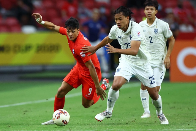Kết quả AFF Cup 2020 (18/12) - bảng A:  Hạ Singapore, Thái Lan gianh ngôi đầu - Ảnh 1.