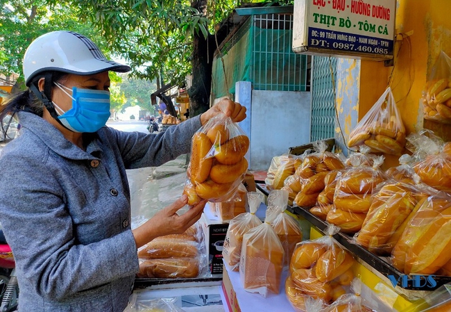 Bánh mỳ Nam Ngạn - Ảnh 2.