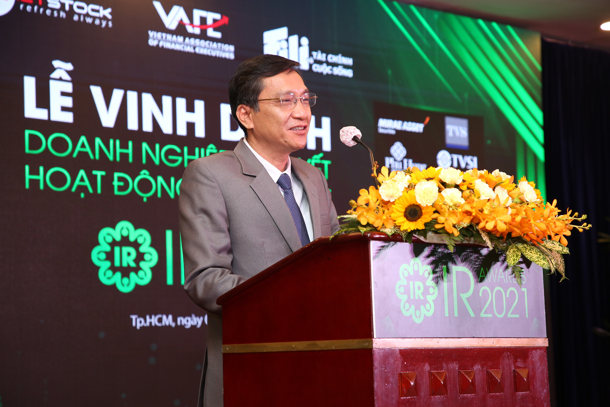 Được vinh danh hai lần tại IR Awards 2021, “vua thép” Hòa Phát lại bỏ lỡ - Ảnh 6.