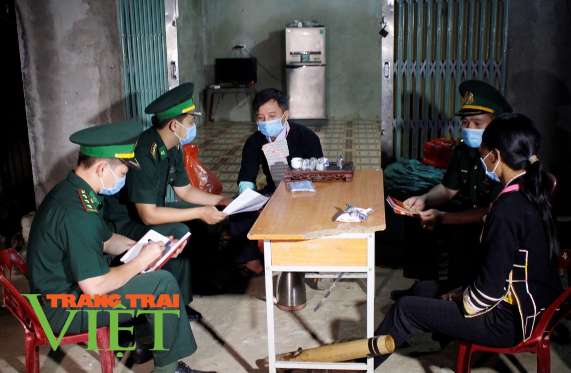 Bộ đội Biên phòng Lai Châu: Nhiều hoạt động thiết thực hướng tới ngày bầu cử - Ảnh 5. Bộ đội Biên phòng Lai Châu: Nhiều hoạt động thiết thực hướng tới ngày bầu cử - Ảnh 5.