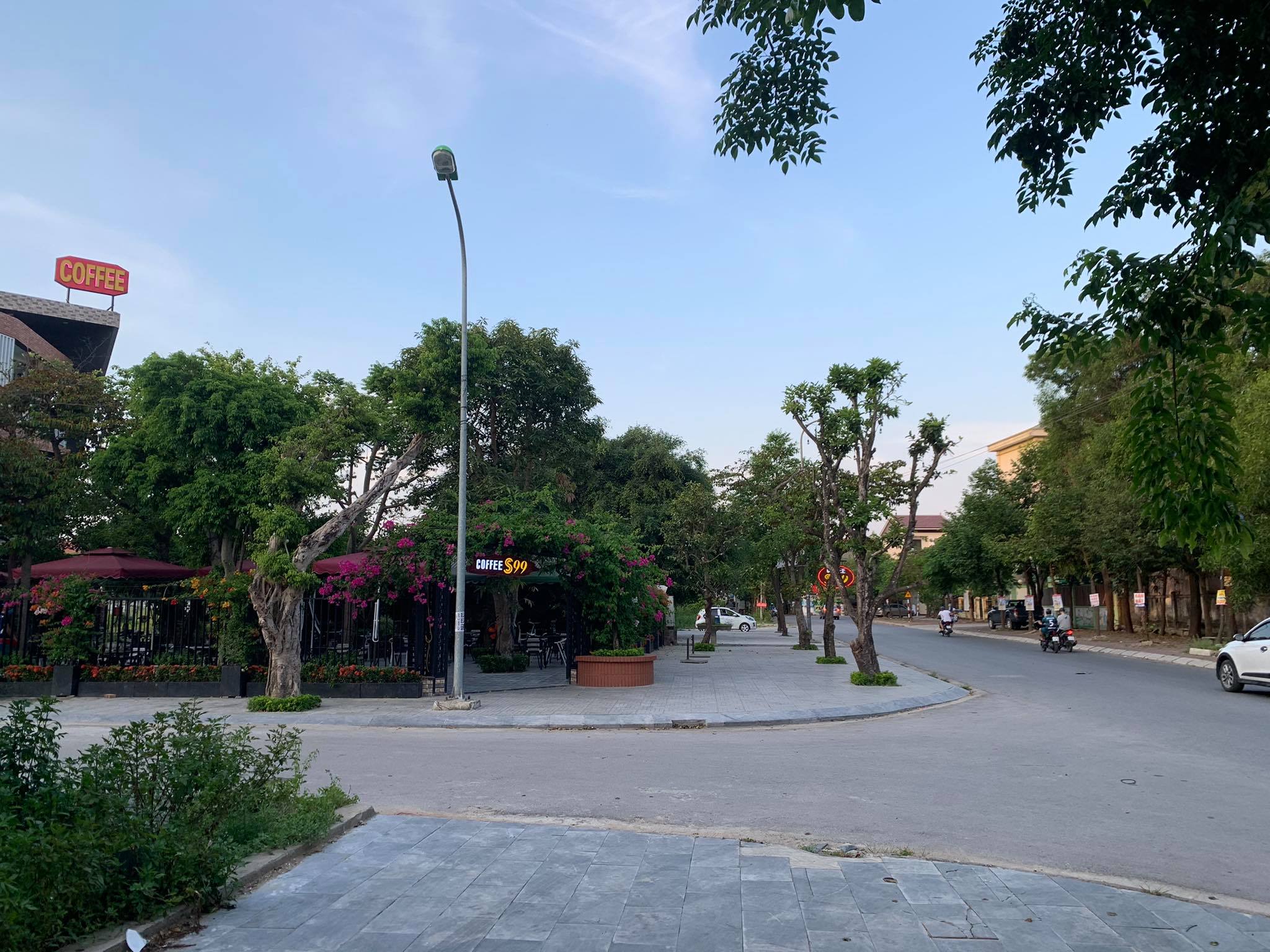 Nghệ An: Xây dựng quán cafe S99 trái phép, chủ nhà bất hợp tác   - Ảnh 3.