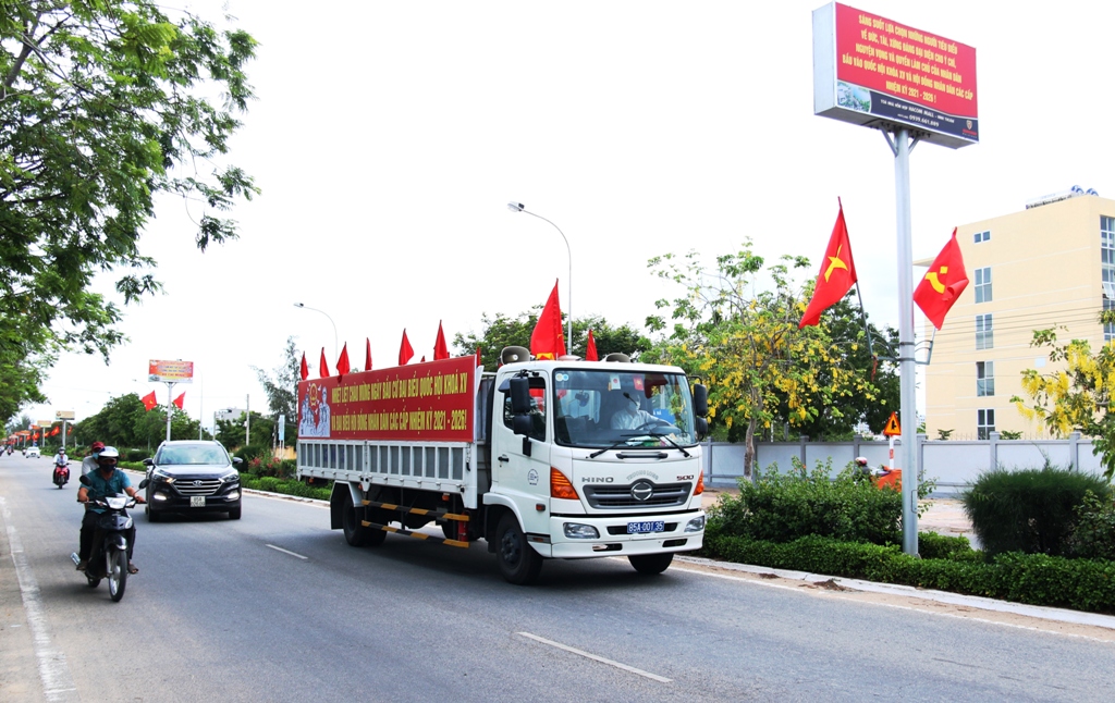 Ninh Thuận: Xứ nắng Phan Rang rực rỡ chờ ngày hội lớn - Ảnh 10.