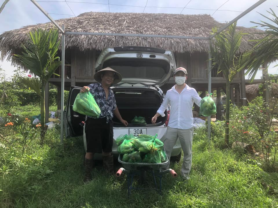 Thầy giáo ủng hộ hơn 245 triệu đồng cho Bắc Giang chống dịch: &quot;Tôi cảm giác bất lực&quot; - Ảnh 4.
