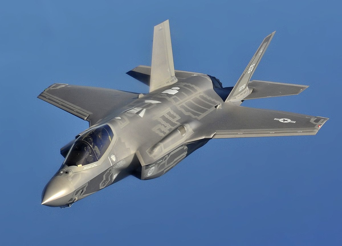 Điều gì xảy ra khi F-35 Mỹ và J-10 Trung Quốc xông vào hỗn chiến? - Ảnh 3.
