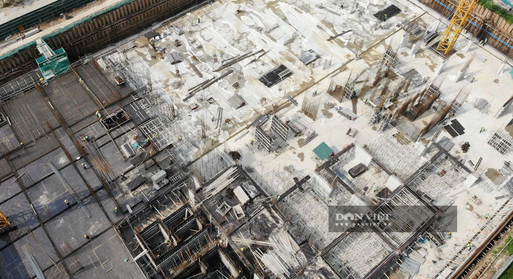 Ông chủ doanh nghiệp xây dựng &quot;hầm chung cư&quot; không phép tại Hà Nội là ai? - Ảnh 2.