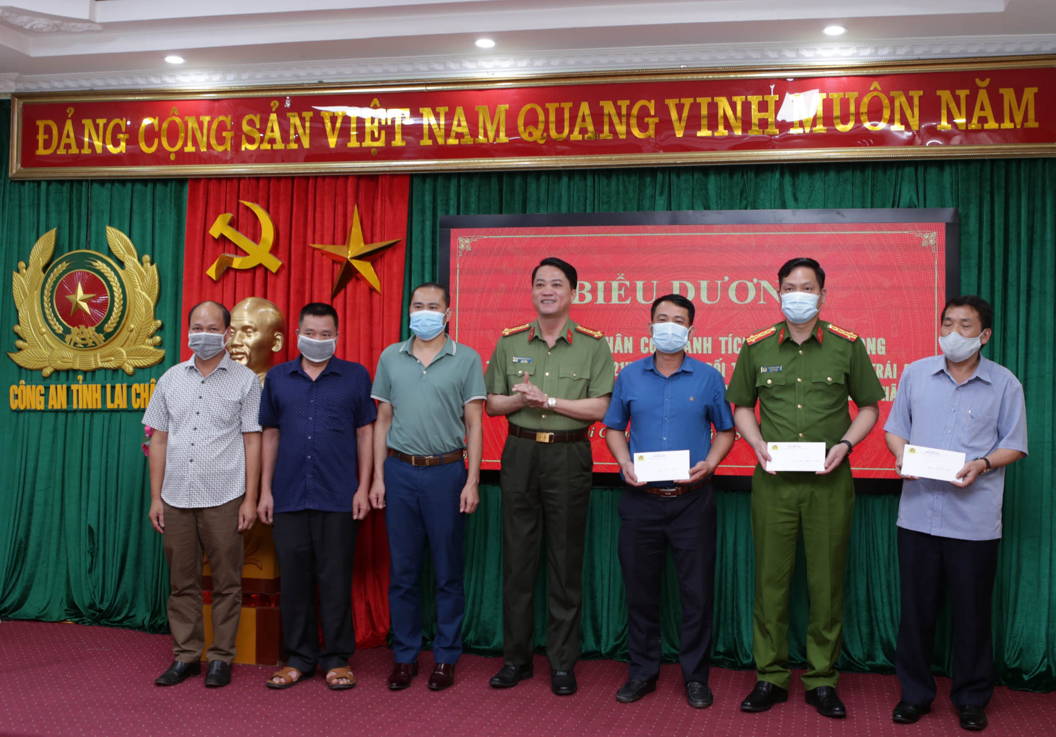Công an Lai Châu phá chuyên án thu 30 bánh Heroin - Ảnh 3.