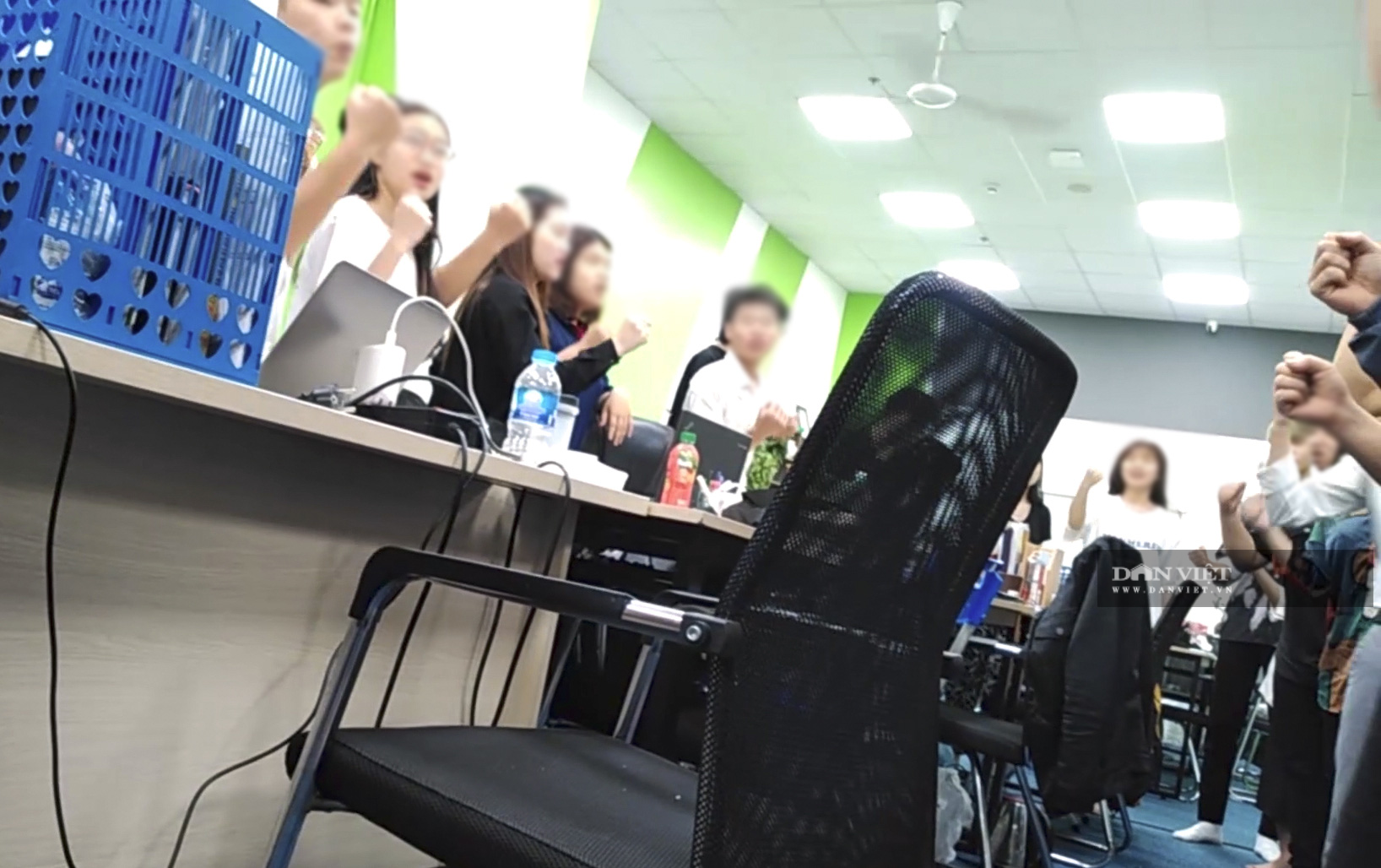 Khám phá những “thần y giấu mặt” bắt bệnh, bốc thuốc, kê đơn qua điện thoại - Ảnh 4.