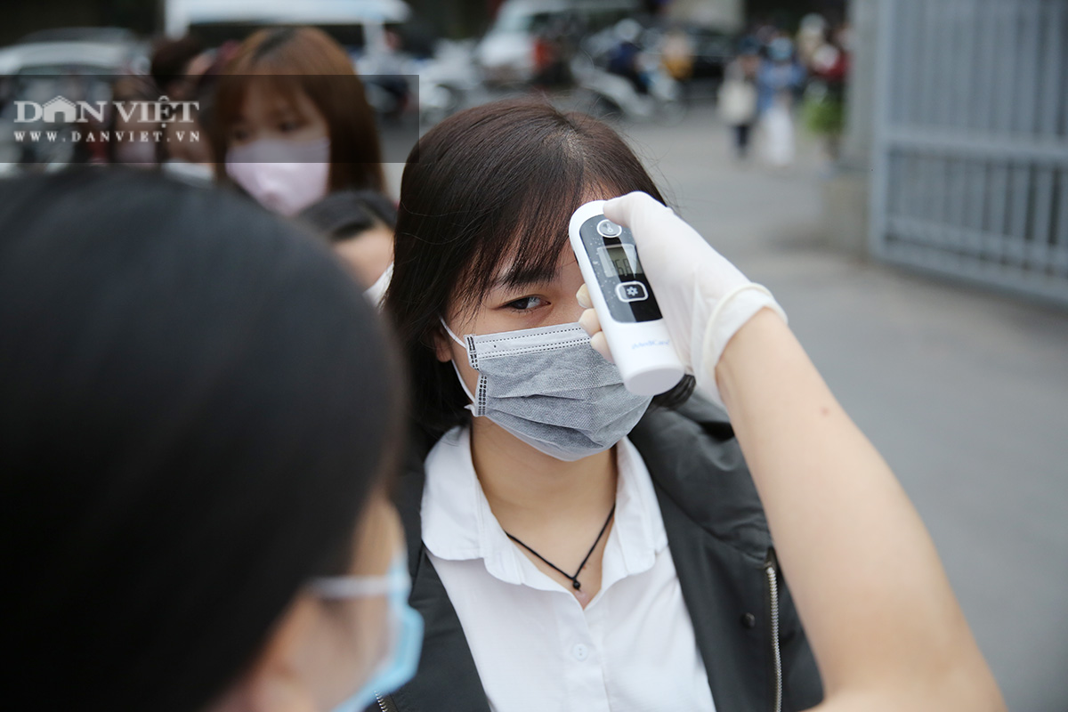 Cập nhật ngày 10/5: Thêm 8 tỉnh thành thông báo khẩn cho học sinh nghỉ học từ đầu tuần - Ảnh 1.