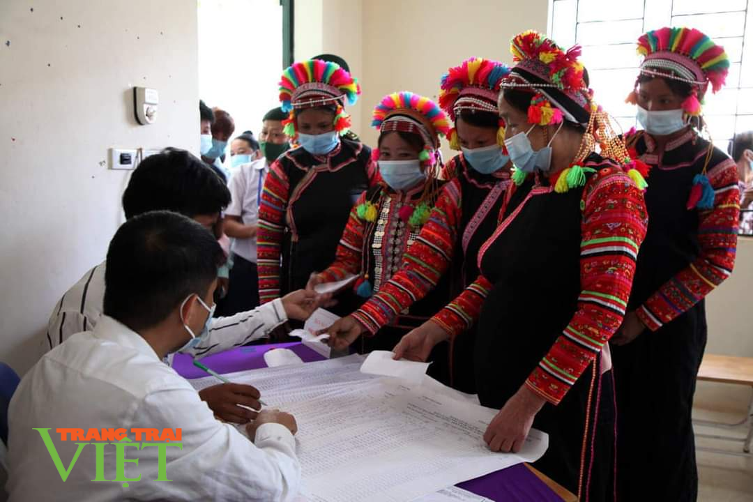 Lai Châu: Công bố kết quả bầu cử đại biểu HĐND tỉnh khóa XV - Ảnh 1. Lai Châu: Công bố kết quả bầu cử đại biểu HĐND tỉnh khóa XV - Ảnh 1.