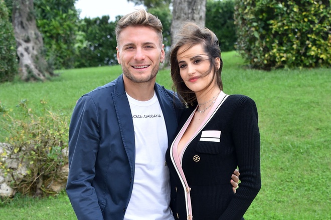 Dàn WAGs xinh đẹp của ĐT Italia: Bồ Verratti siêu ngầu - Ảnh 4.