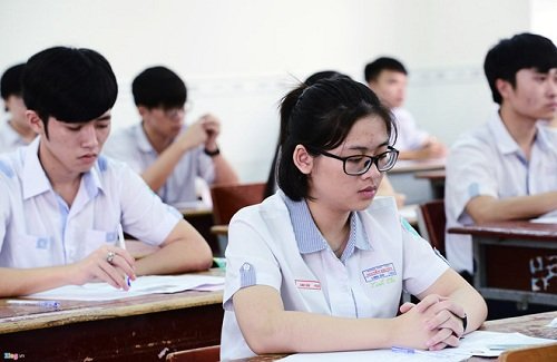 Thí sinh thi vào lớp 10 lưu ý: Vi phạm Quy chế thi sẽ bị khiển trách đến truy cứu trách nhiệm hình sự - Ảnh 2.