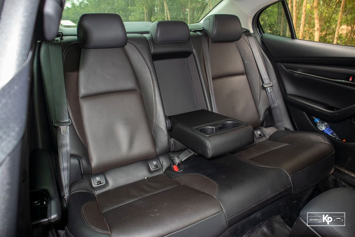 Nhược điểm Mazda 3 2021: Đâu là lý do bị Kia Cerato vượt mặt? - Ảnh 2.