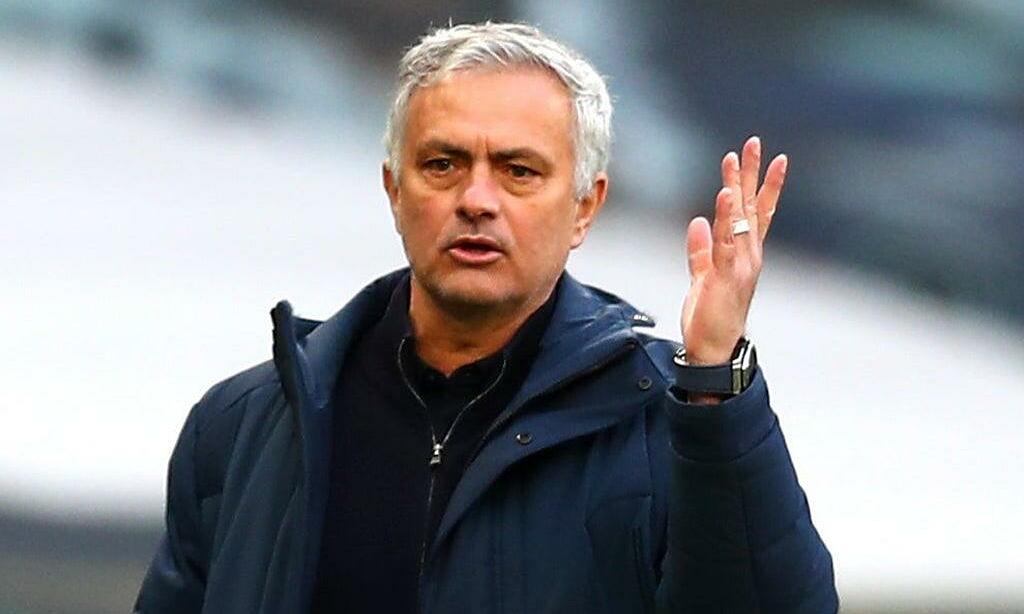 Mourinho cố gắng tăng cường chất lượng cho Roma.