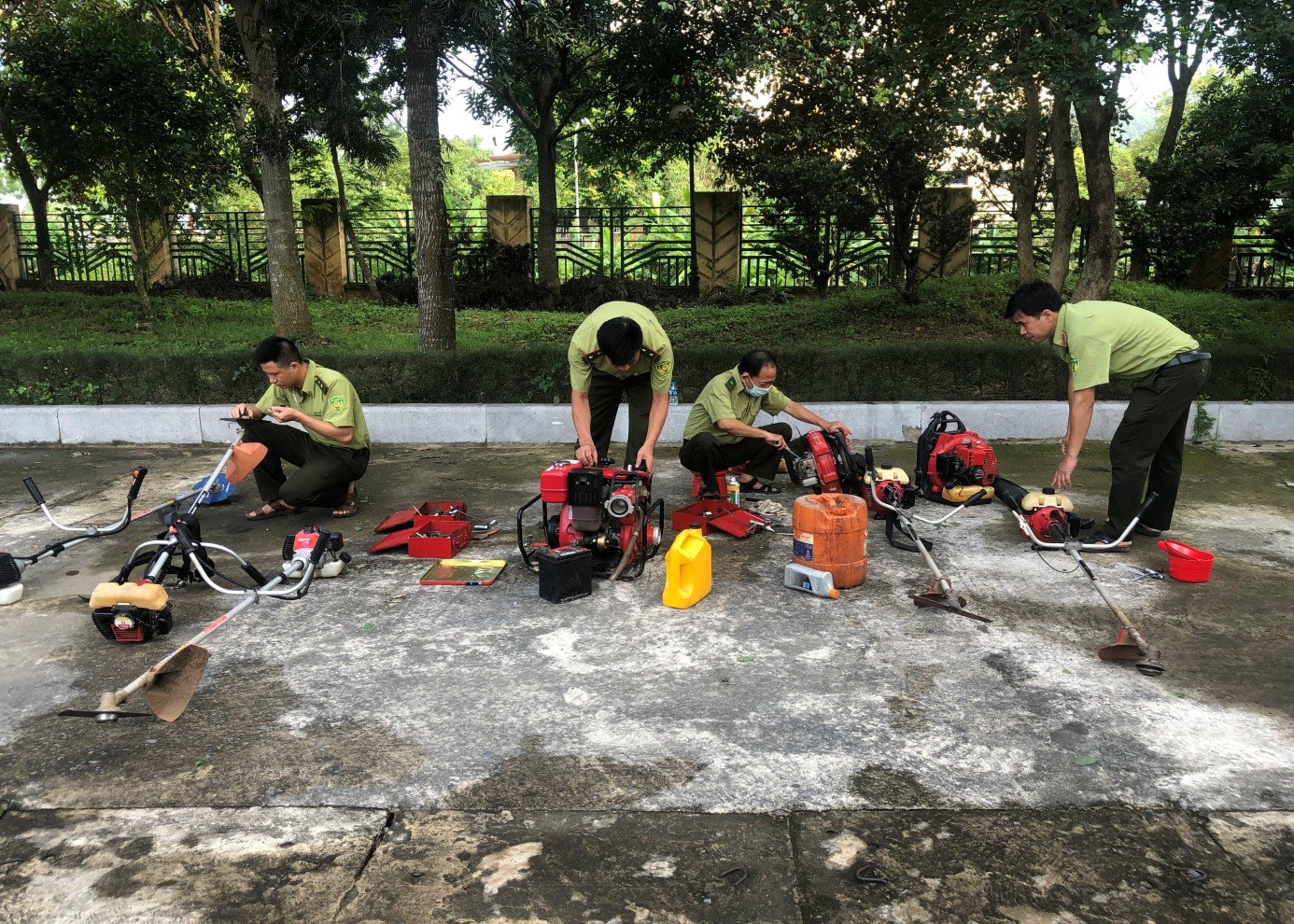 Ứng dụng thiết bị bay để chỉ huy chữa cháy rừng - Ảnh 1. Ứng dụng thiết bị bay để chỉ huy chữa cháy rừng - Ảnh 1.