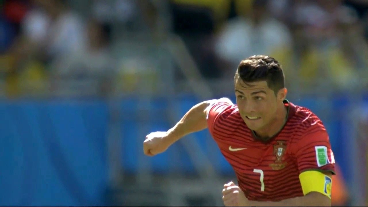 Clip: Cristiano Ronaldo chạy 100m trong 15 giây, phá lưới ĐT Đức - Ảnh 1.