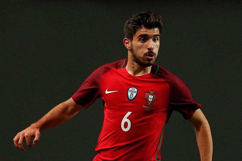 4 cái tên &quot;số má&quot; chưa được ra sân tại EURO 2020: Sao M.U, Chelsea góp mặt - Ảnh 4.