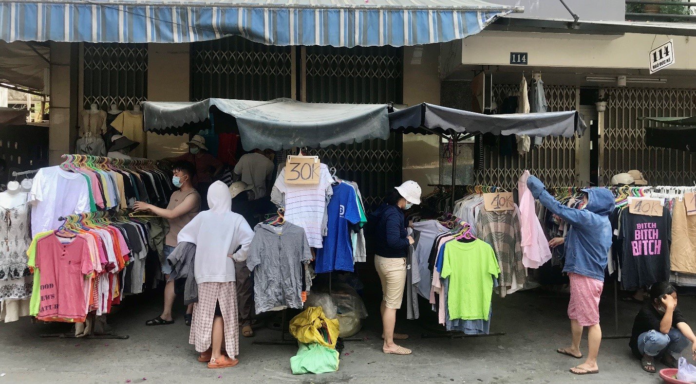 Nghề kinh doanh hàng bành và bí quyết “hái ra tiền” - Ảnh 1. Nghề kinh doanh hàng bành và bí quyết “hái ra tiền” - Ảnh 1.