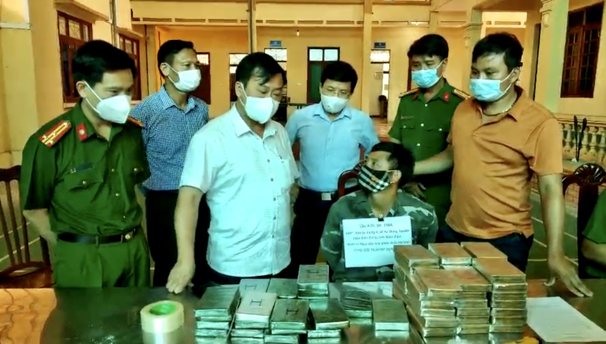 Điện Biên: 12h phá 2 chuyên án lớn, thu 83 bánh heroin - Ảnh 1.