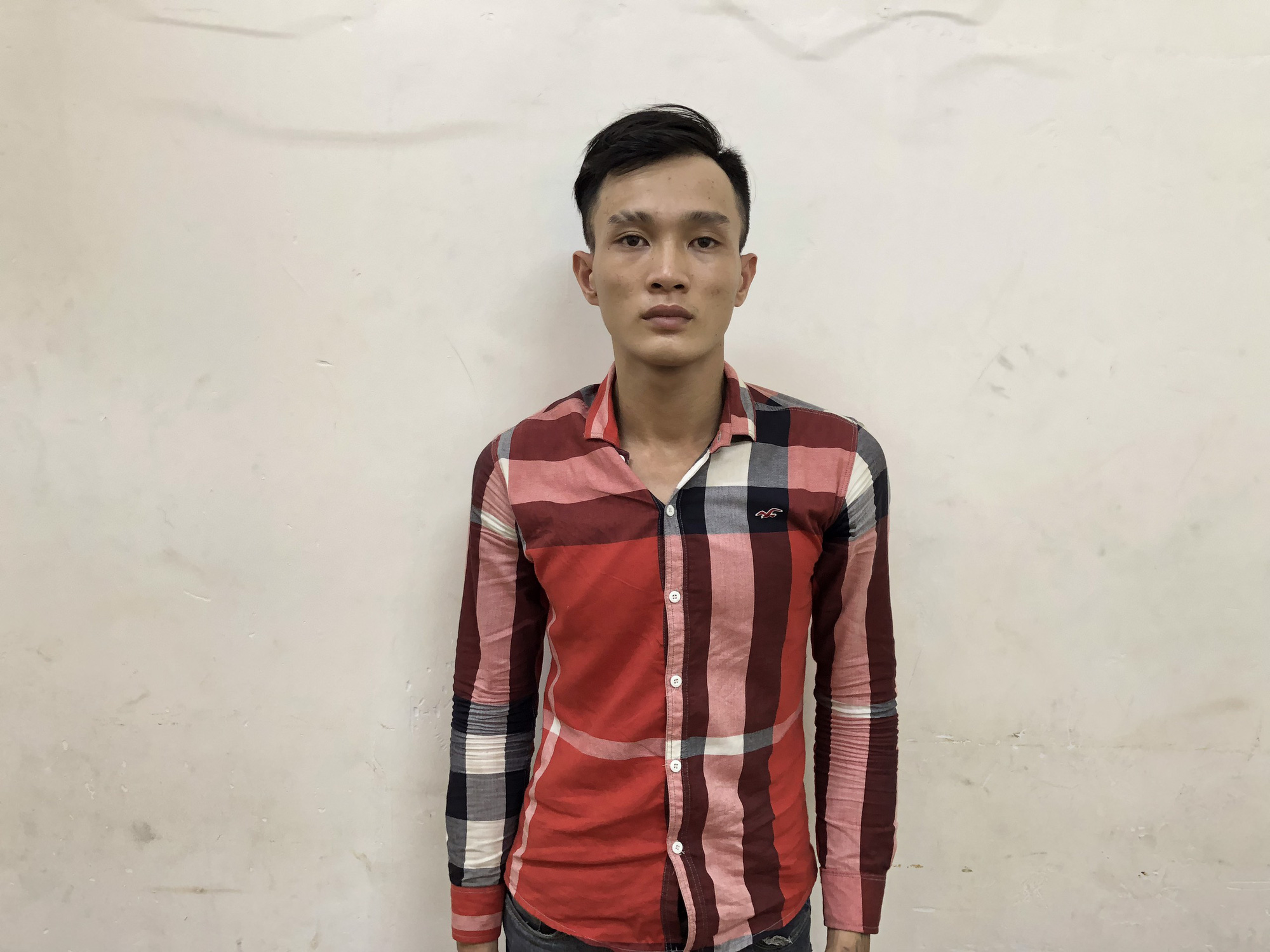 Bắt băng nhóm chuyên đột nhập nhà trọ, kho hàng, cửa hàng…ở TPHCM - Ảnh 1.