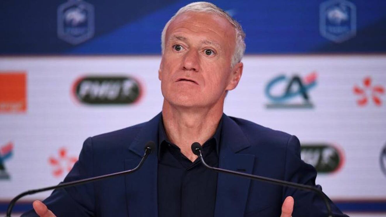 HLV Deschamps đã bắt đầu lo lắng.