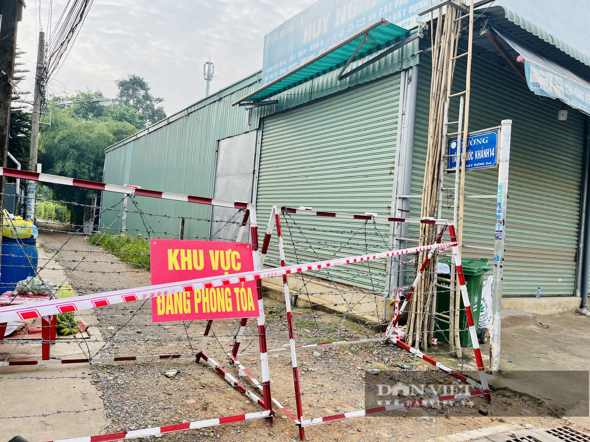 Bình Dương thêm 22 ca mắc Covid-19, ổ dịch phường Tân Phước Khánh chưa rõ nguồn lây - Ảnh 1.