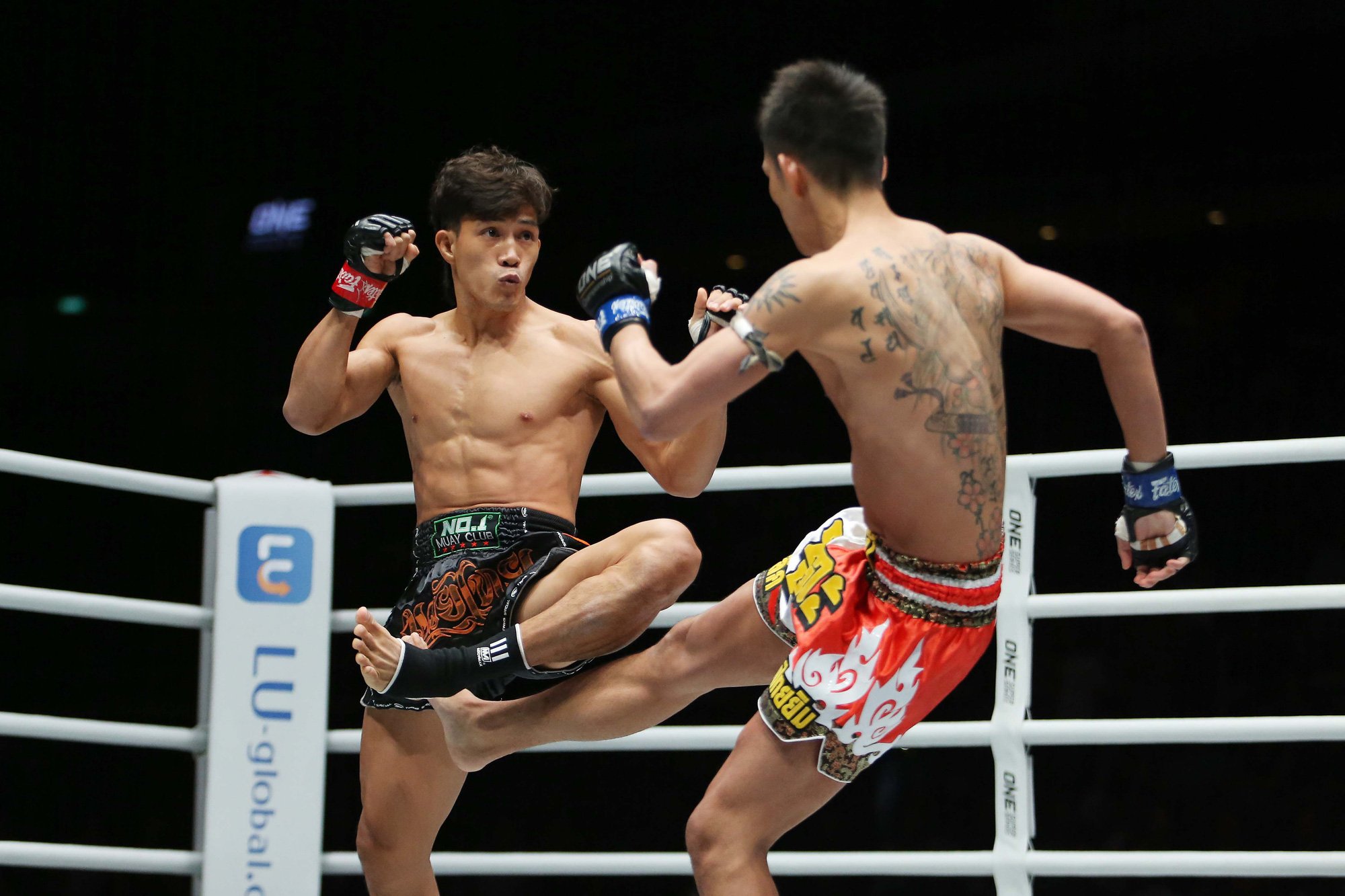 Thắng 2 trận knock-out tại ONE, Nguyễn Trần Duy Nhất kiếm bộn tiền - Ảnh 1.