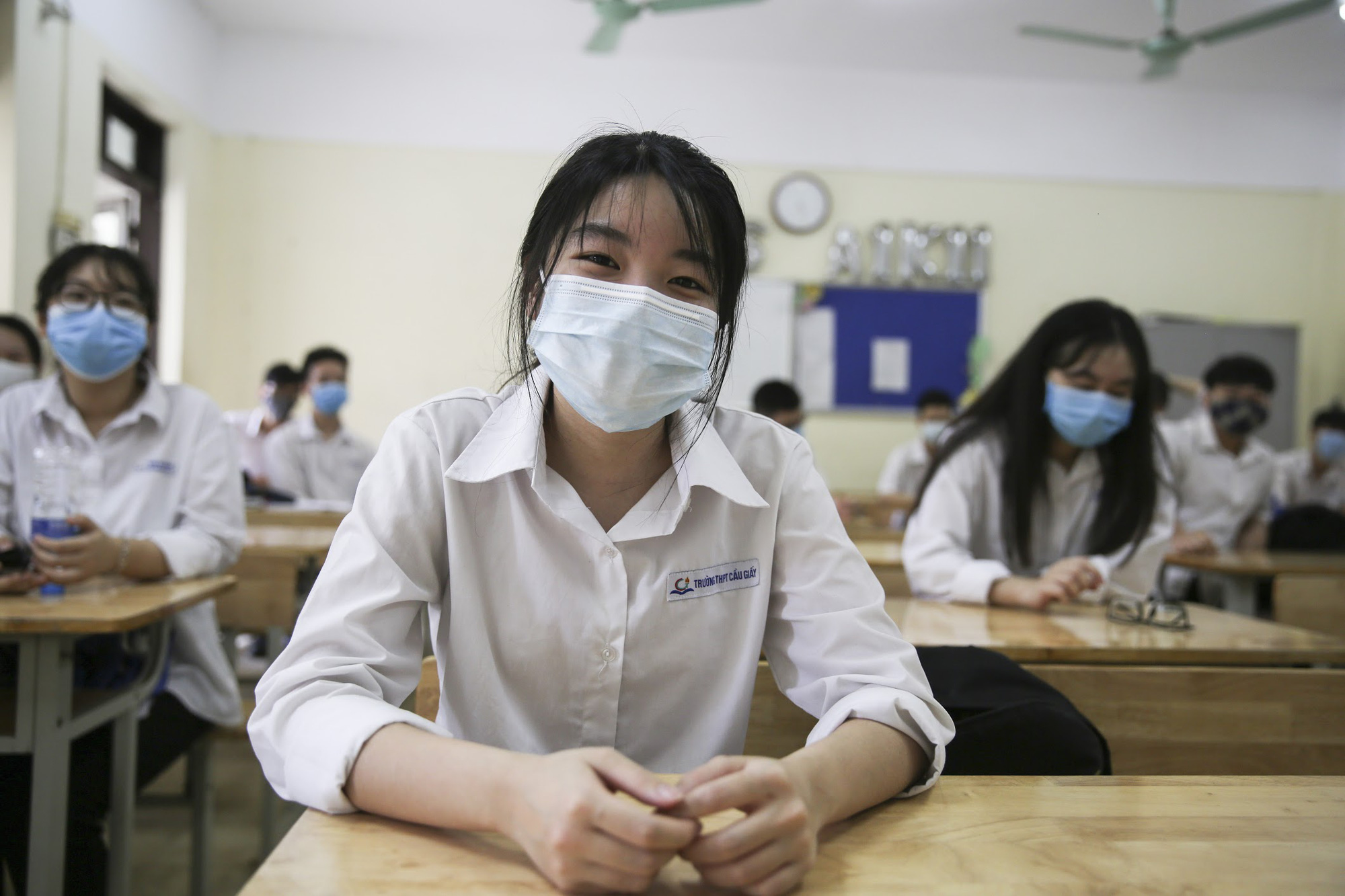 Mới: Sở GD-ĐT Hà Nội chia sẻ về xét tuyển và tuyển thẳng vào lớp 10 với các thí sinh F0, F1, F2 - Ảnh 2.