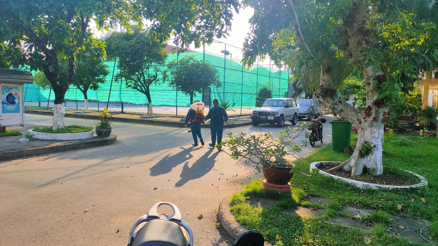 TP.HCM: 10 ca nghi nhiễm mới, dỡ phong tỏa Trung tâm hạ tầng mạng miền Nam - Ảnh 3.
