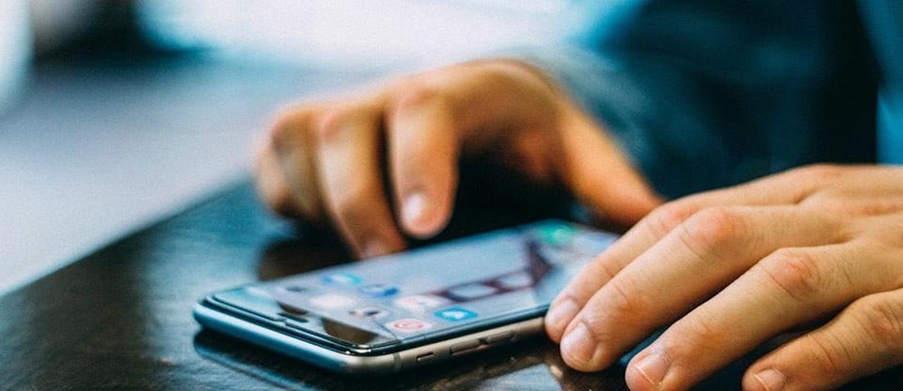 Lợi dụng không gian mạng để hoạt động &quot;tín dụng đen&quot; và chiếm đoạt tài sản qua cho thuê sim trực tuyến - Ảnh 2.