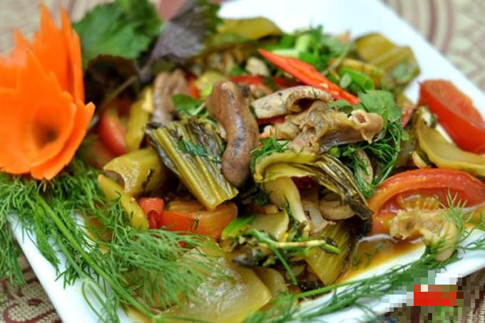 Hà Nội vị lòng cá. - Ảnh 1.