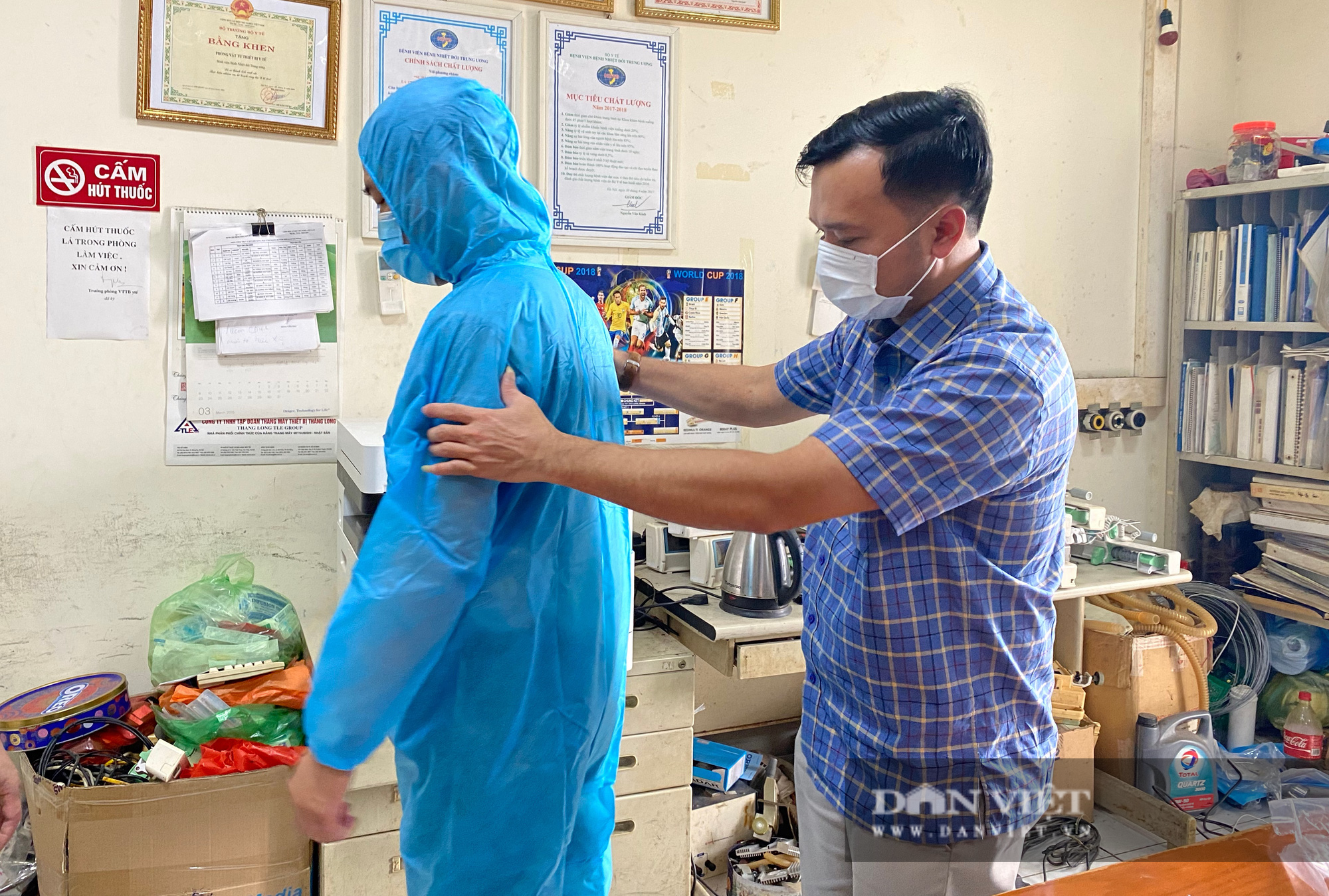 Chế tạo quạt điều hoà giúp chiến binh chống Covid-19 không bị sốc nhiệt giữa nắng nóng - Ảnh 5.