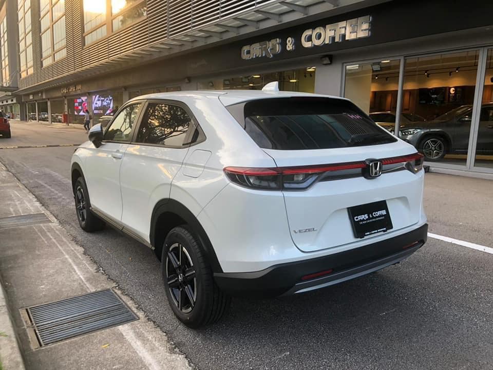 Ngỡ ngàng với vẻ đẹp Honda HR-V 2022 tại đại lý - Ảnh 5.