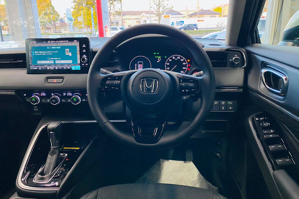 Ngỡ ngàng với vẻ đẹp Honda HR-V 2022 tại đại lý - Ảnh 3.