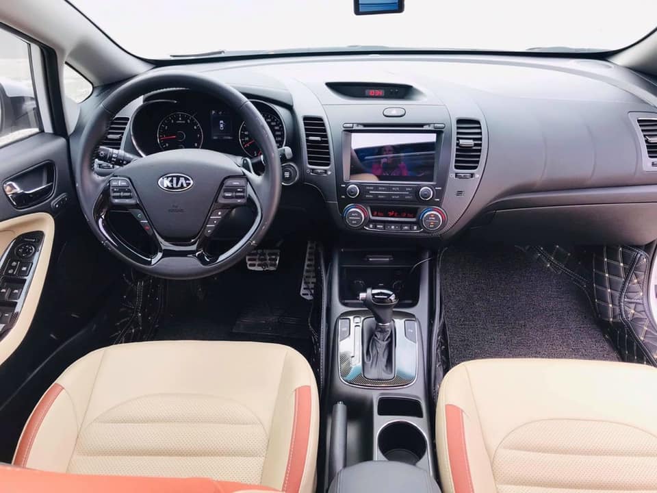 Khó tin Kia Cerato đời 2018 bán lại giá ngang xe mới - Ảnh 4.